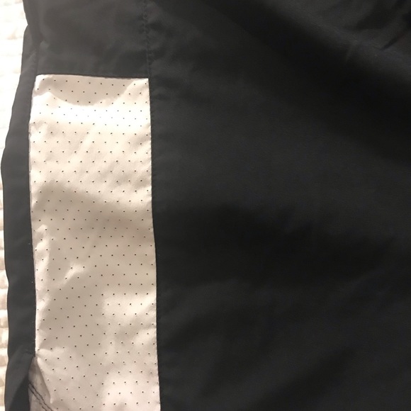 Nike Mens L dri-fit athletic shorts - Picture 3 of 4